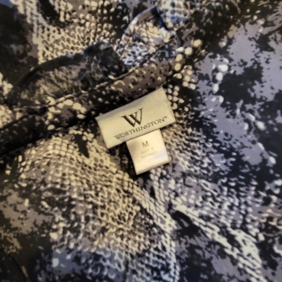 Snake Print Ruffle Blouse - Picture 7 of 8